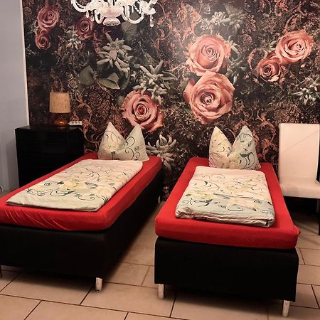 Bauernhof Privatzimmer Hortus Sandrine Gemeinschaftsbad Free Wifi Hausbreitenbach Eksteriør bilde